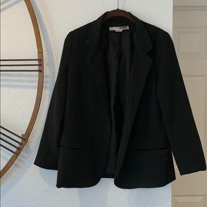 Relaxed Necessary Objects Blazer